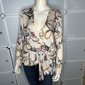 FATE FLORAL PRINTED TIE FRONT PEPLUM BOTTOM BLOUSE Size Medium